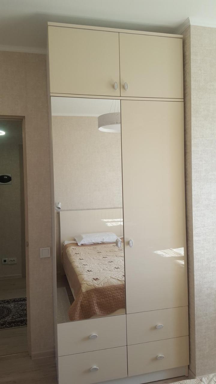 Apartment In The Karakol Heart Eksteriør billede